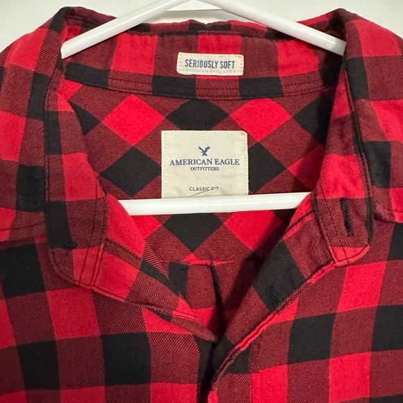 Light Flannel  Button down shirt AE size M - Picture 3 of 3